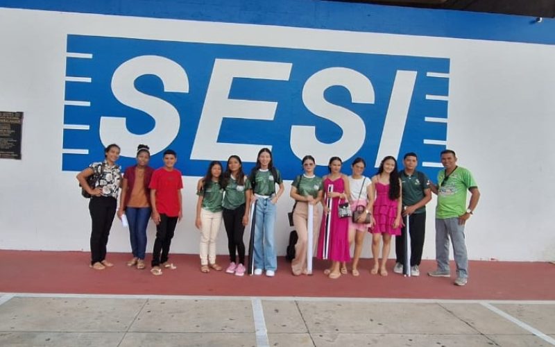 Alunos de Beruri Conquistam 1º Lugar na Feira de Ciências e Inovações Educacionais do SESI em Manaus com Projeto Sustentável